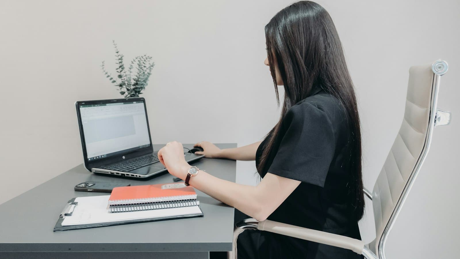 De AI die je al betaalt: Microsoft 365 en Google Workspace