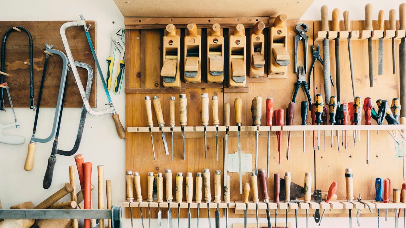 Welke AI-tools zijn in 2026 nog relevant (en welke niet)?